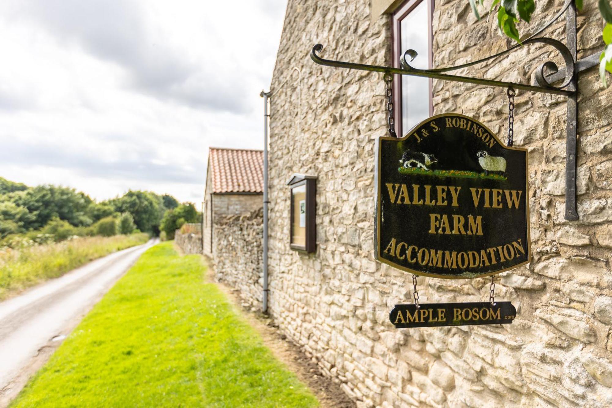 Valley View Farm Holiday Cottages Helmsley Bagian luar foto